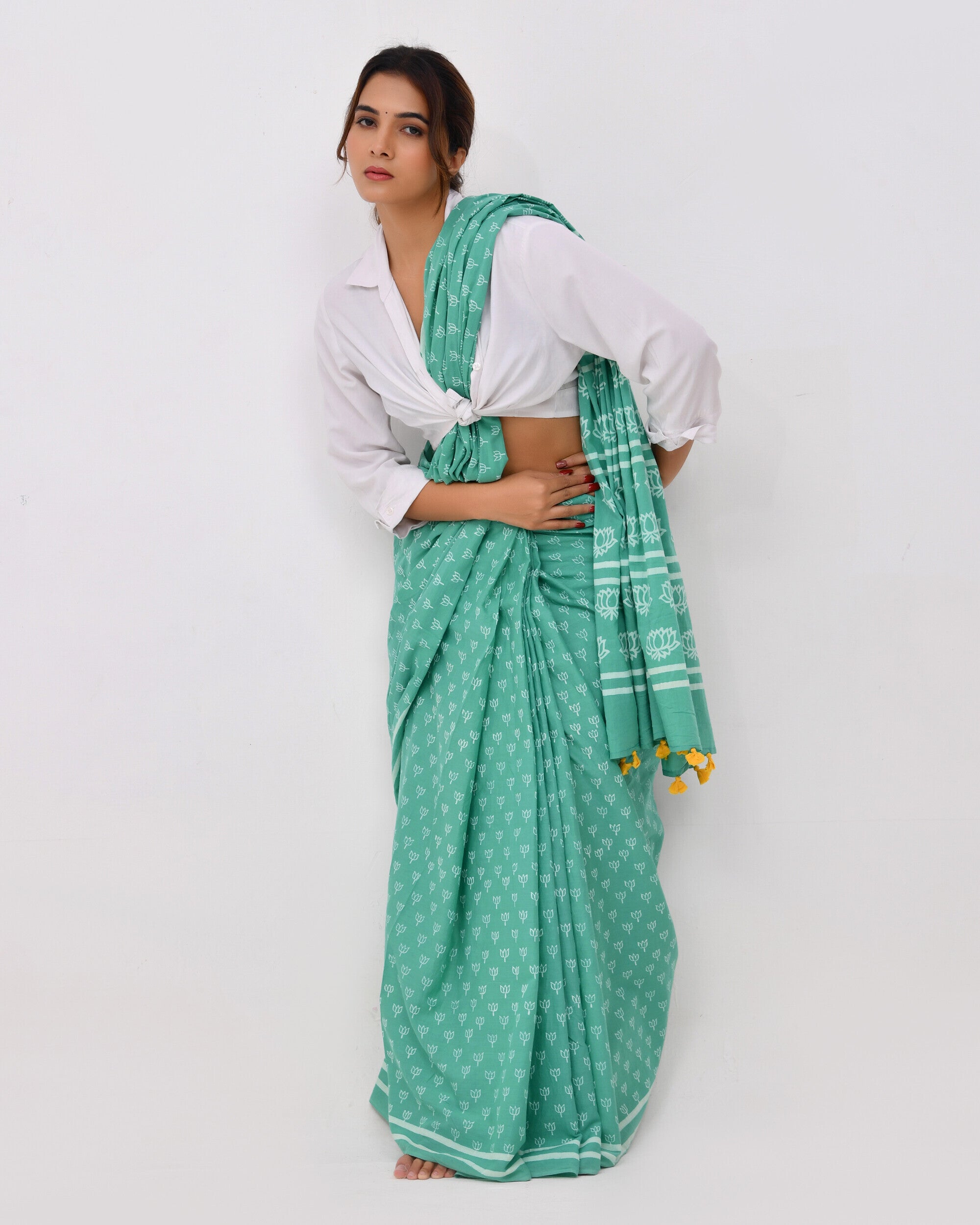 Rajnesa Traditional Half And Half Cotton Mulmul Saree - Mint Green