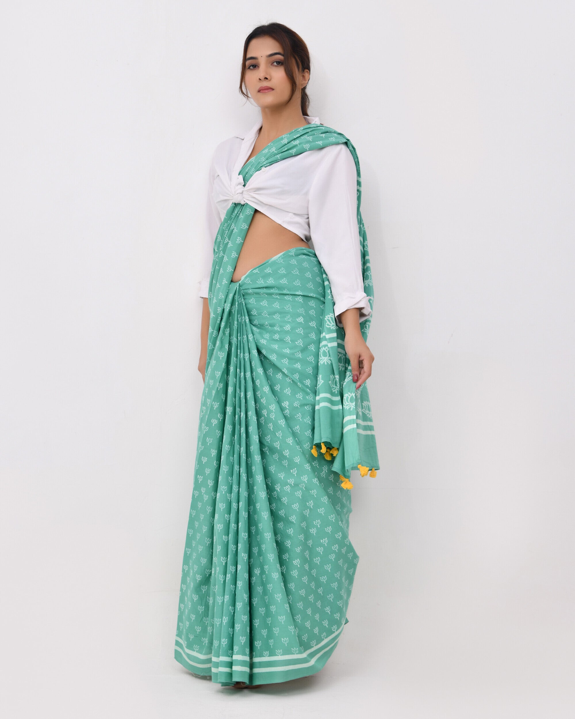 Rajnesa Traditional Half And Half Cotton Mulmul Saree - Mint Green