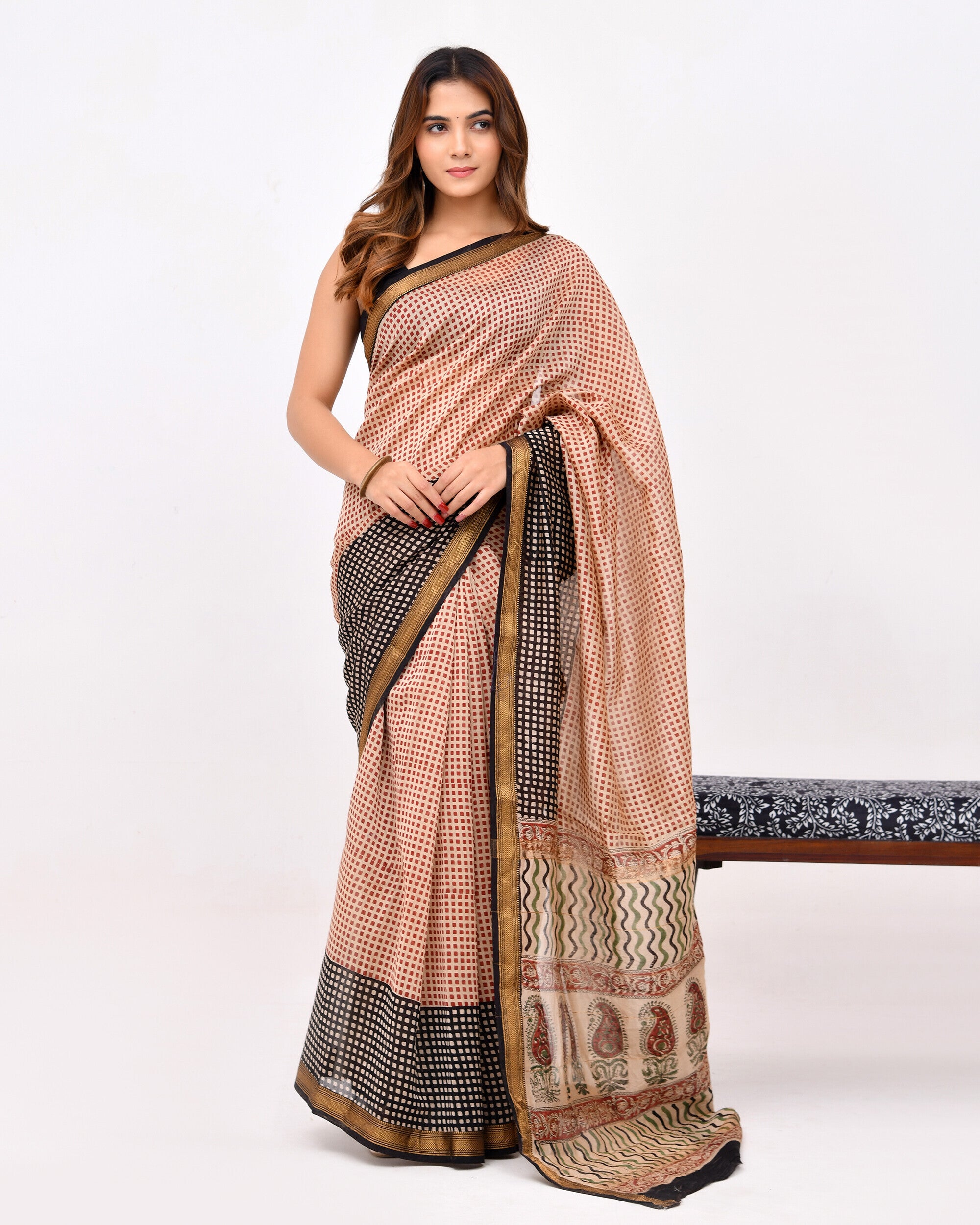 Rajnesa Traditional Block Print Maheshwari Silk Saree - Beige & Red