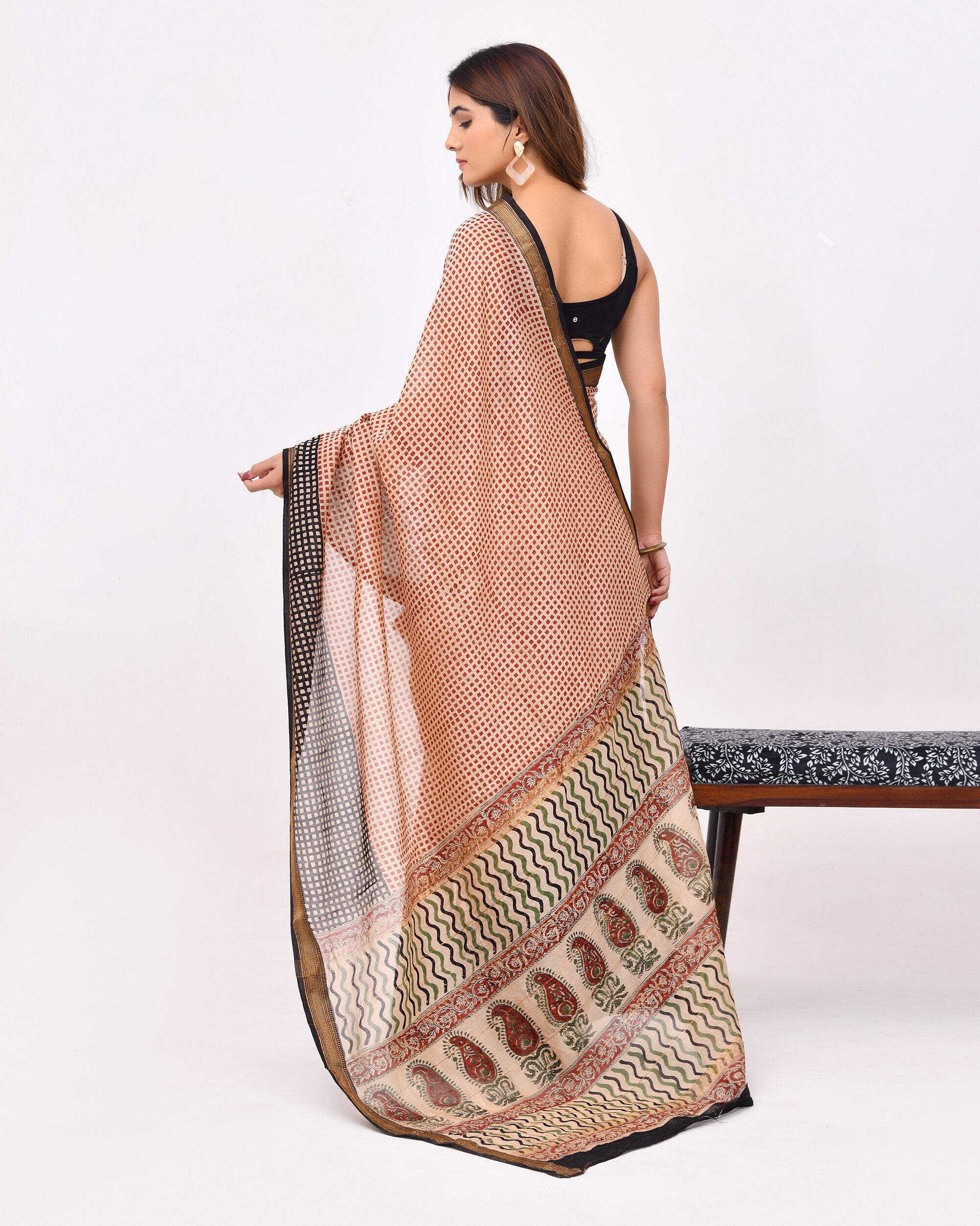 Rajnesa Traditional Block Print Maheshwari Silk Saree - Beige & Red